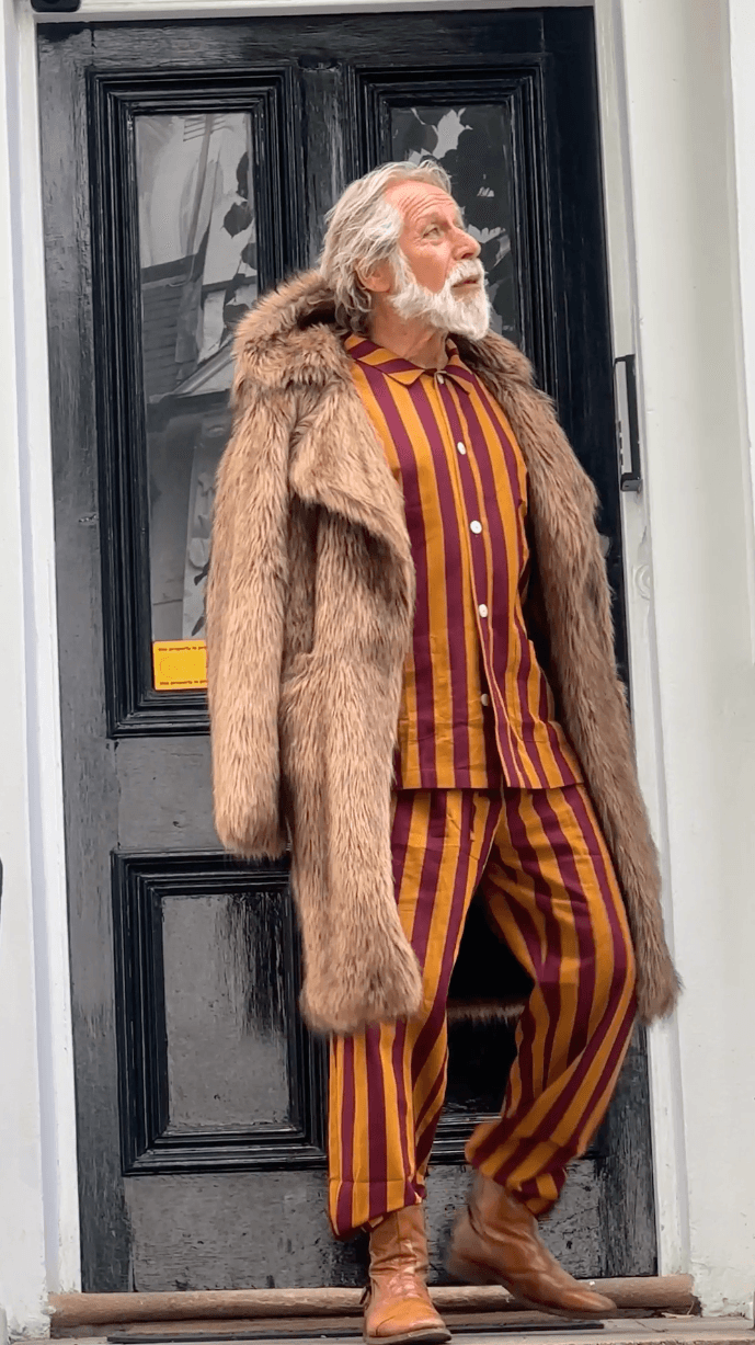The world is your lounge - we got just the outfit